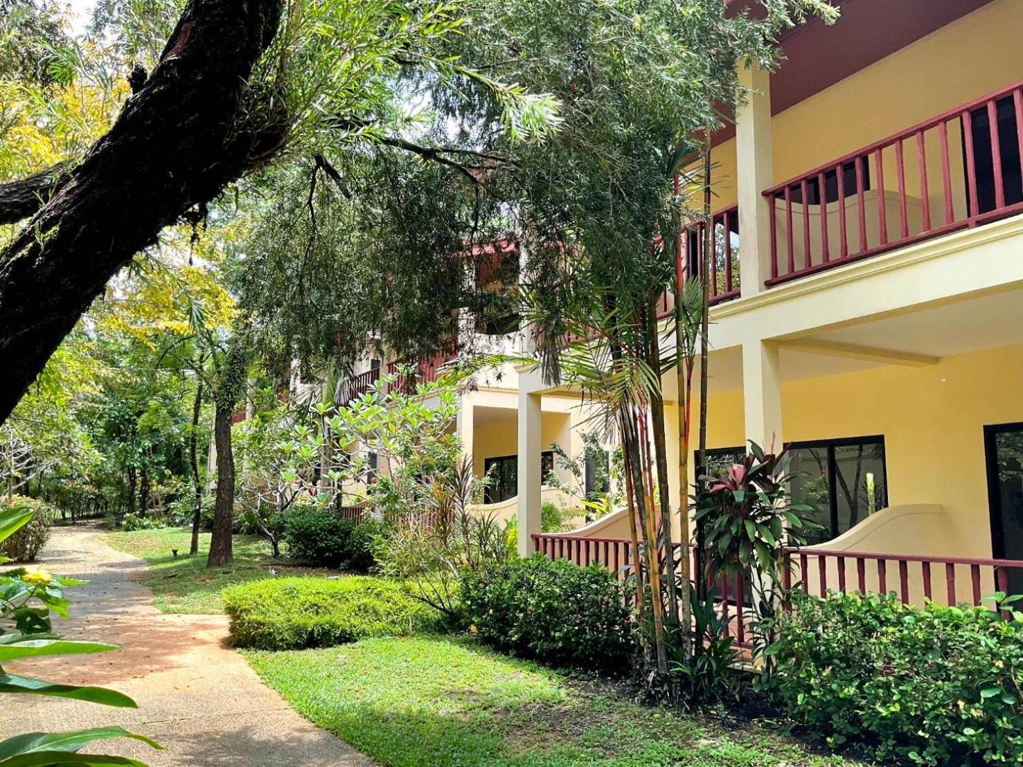 Nang Thong Beach Resort Khao Lak Exterior foto