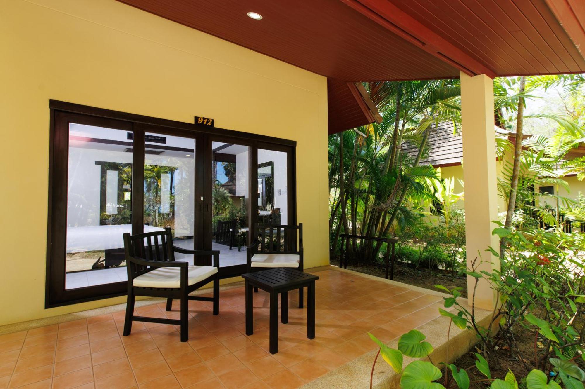 Nang Thong Beach Resort Khao Lak Exterior foto